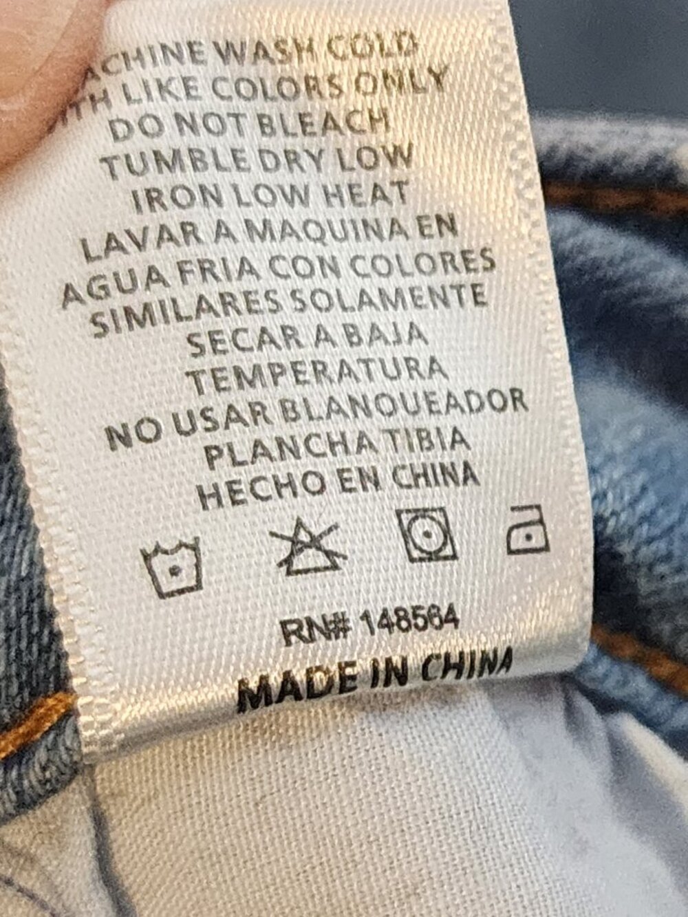 Akira Light Wash Distressed Cotton Poly Span Fringe Flare Bottom Jeans Sz 9 W28 - Picture 16 of 16